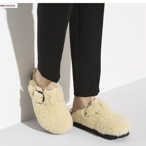 Papillio Cream Shearling Slippers